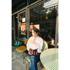 배우 이민정·신혜선 인스타그램 속 에트로 벨라 블로썸 백 스타일링 화제