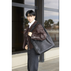 NCT 마크·이유미·자이언티, 메종 마르지엘라 FW26 쇼 참석 위해 상하이 출국